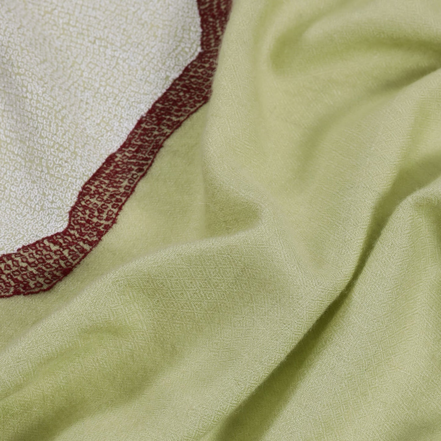 Macro Flowers Beige Love Shawl