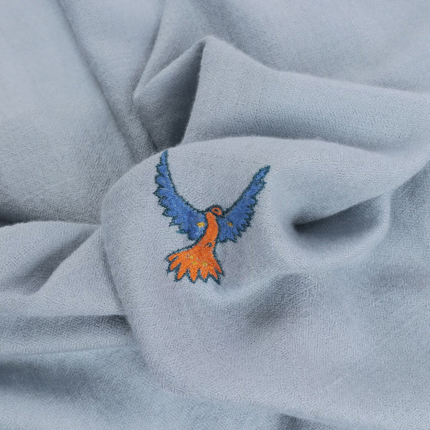 Minimal Embroidery Freedom Blue Dove ST