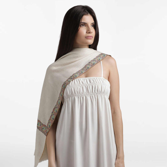Doredar Ivory Shawl