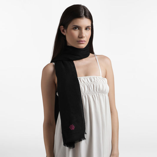 Incredible Colors Black Stole